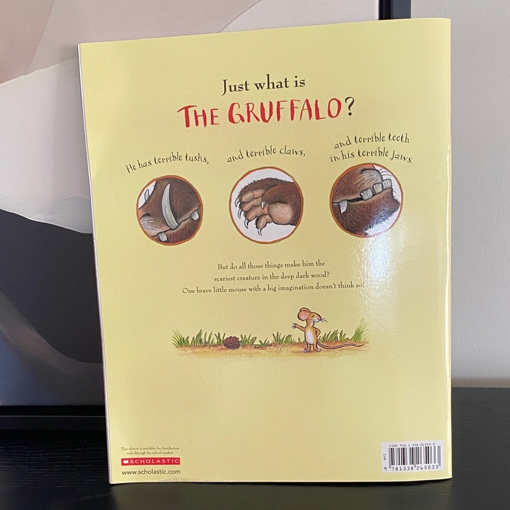 The Gruffalo and The Three Little Pigs Books - Picture 5 of 11
